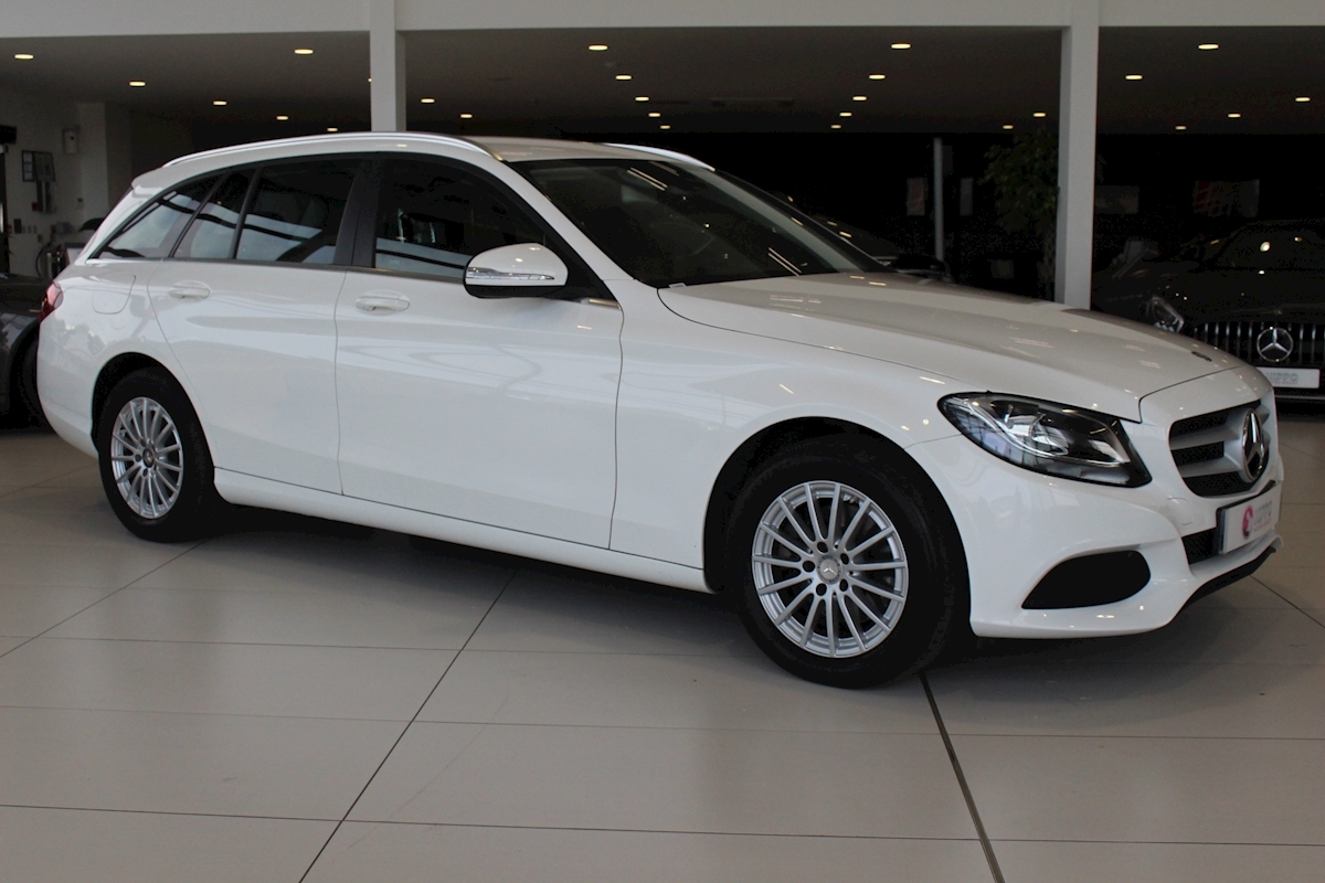Mercedes C Class C220 Bluetec Se Executive (2015)
