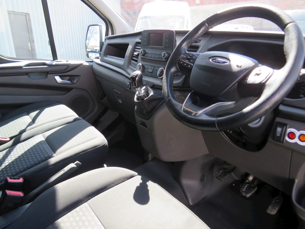 Used 2018 Ford Transit Custom 340 EcoBlue Trend For Sale in Avon (U5299 ...