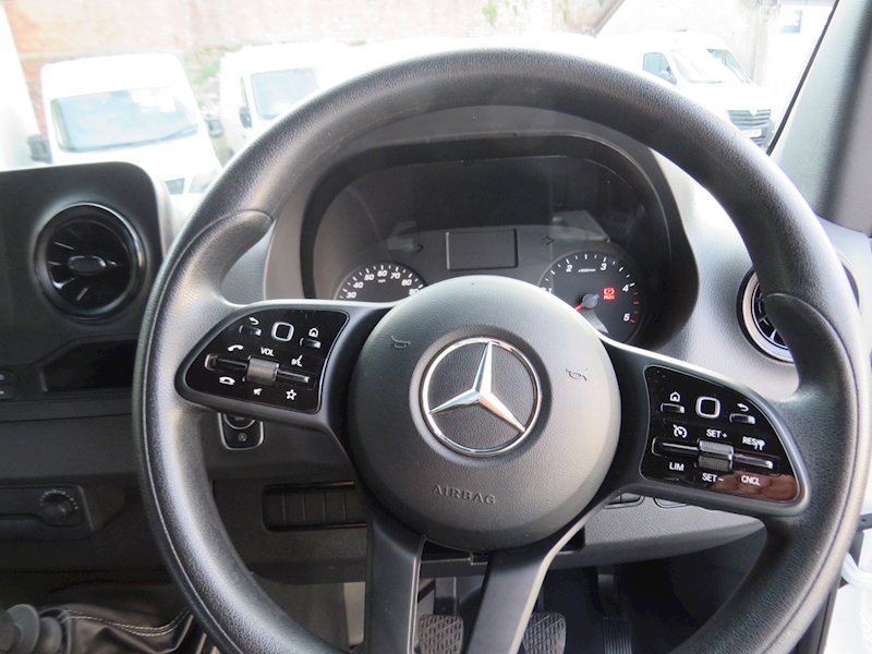 Mercedes-Benz Sprinter 315 CDI Progressive - U5427