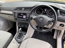 Volkswagen Tiguan 2017 Se Navigation Tdi Bmt 4Motion Dsg - Thumb 20