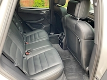 Porsche Macan 2019 2.0T SUV 5dr Petrol PDK 4WD (s/s) (245 ps) - Thumb 10
