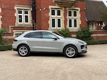 Porsche Macan 2019 2.0T SUV 5dr Petrol PDK 4WD (s/s) (245 ps) - Thumb 17