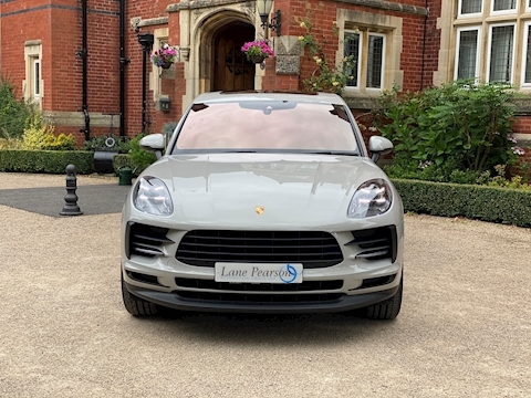 Macan 2.0T SUV 5dr Petrol PDK 4WD (s/s) (245 ps) 2.0 5dr SUV PDK Petrol