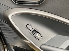 Hyundai Santa Fe 2016 Premium SE - Thumb 25