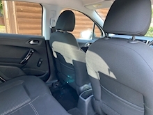 Peugeot 208 2018 Allure - Thumb 19