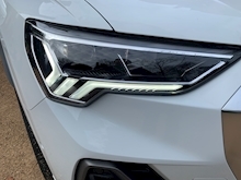 Audi Q3 2019 S line - Thumb 24