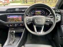 Audi Q3 2019 S line - Thumb 13