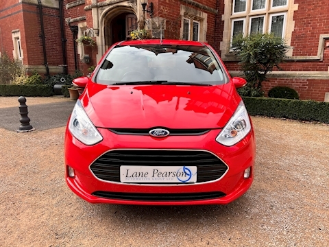 1.6 Titanium Navigator MPV 5dr Petrol Powershift (105 ps)