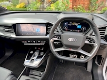 Audi Q4 e-tron 2021 Edition 1 - Thumb 38