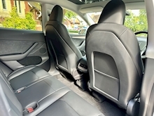 Tesla Model Y 2022 Long Range - Thumb 12