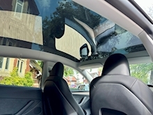 Tesla Model Y 2022 Long Range - Thumb 11