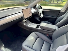 Tesla Model Y 2022 Long Range - Thumb 9