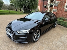Audi A5 2019 TFSI Black Edition - Thumb 2