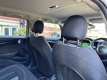 MINI Hatch 2019 Cooper S Classic - Thumb 24