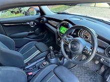 MINI Hatch 2019 Cooper S Classic - Thumb 22