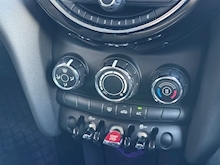 MINI Hatch 2019 Cooper S Classic - Thumb 19