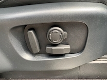 Land Rover Discovery 2018 SD V6 HSE - Thumb 37