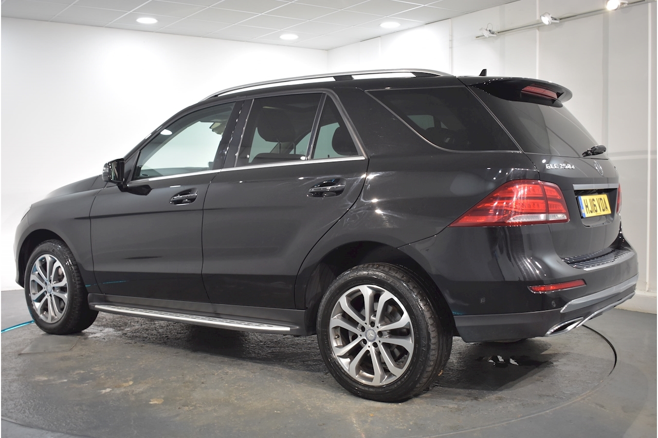 Mercedes-Benz - Gle-Class Gle 250 D 4Matic Sport Premium Plus Estate 2.1 Automatic Diesel (2016 ...