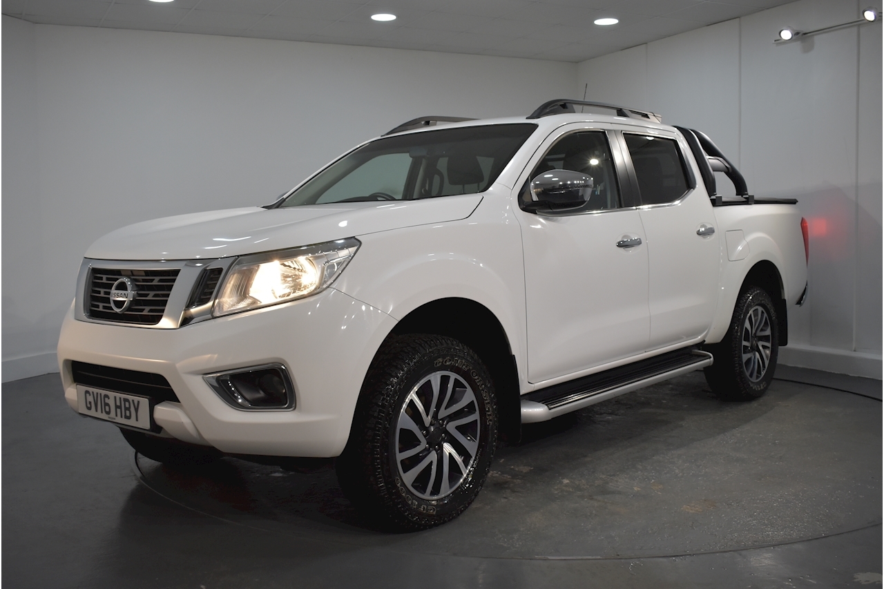 Nissan - Np300 Navara 2.3 Pick-up Diesel (2020) ⋆ Sascron - Used Car ...