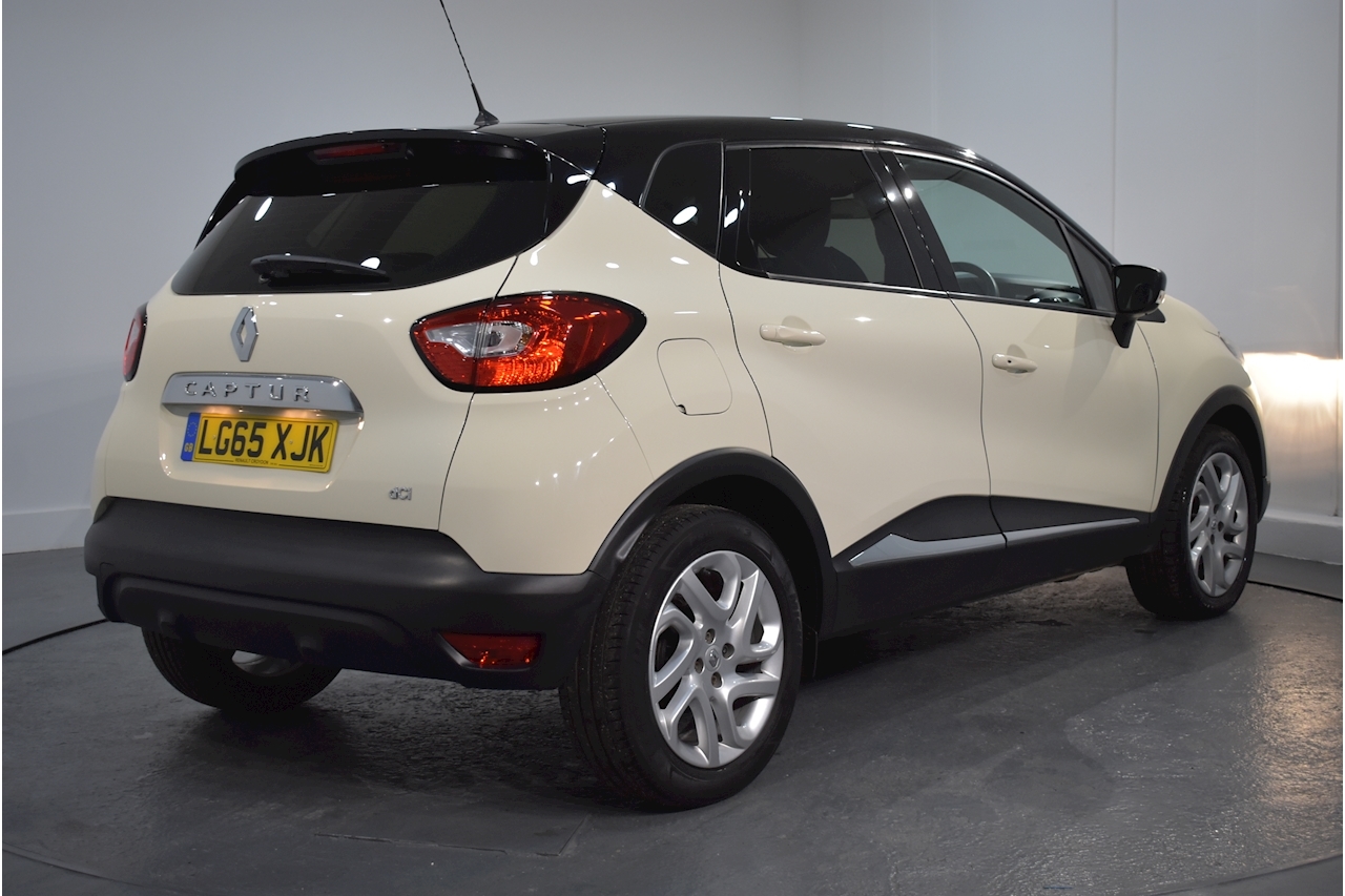 Renault Captur Dynamique Nav 15 5dr Suv Edc Auto Diesel 2015 ⋆